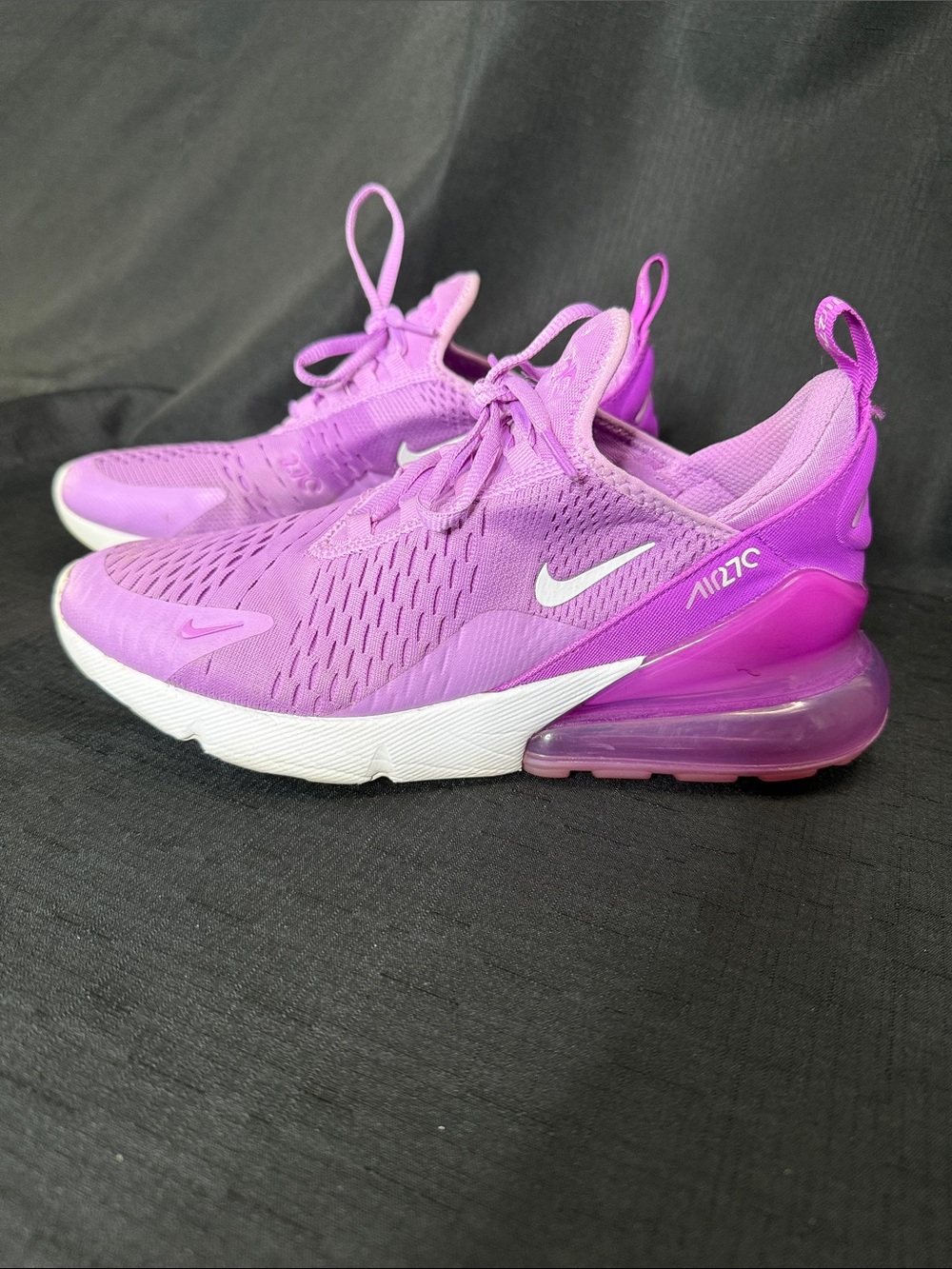 Nike Air Max 270 Women’s Sneakers in Bright Lilac and White